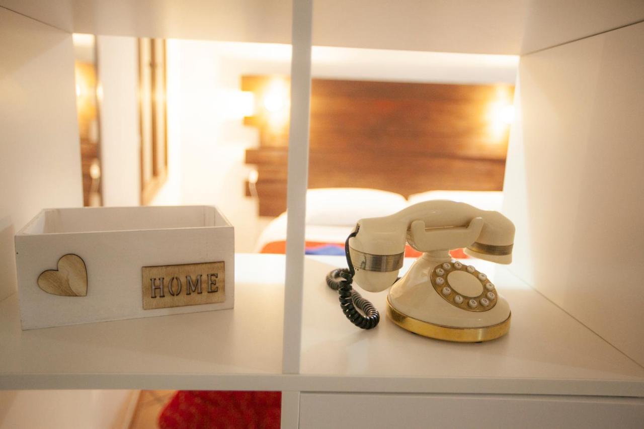 Casa Nena Hotel Nepi Екстериор снимка